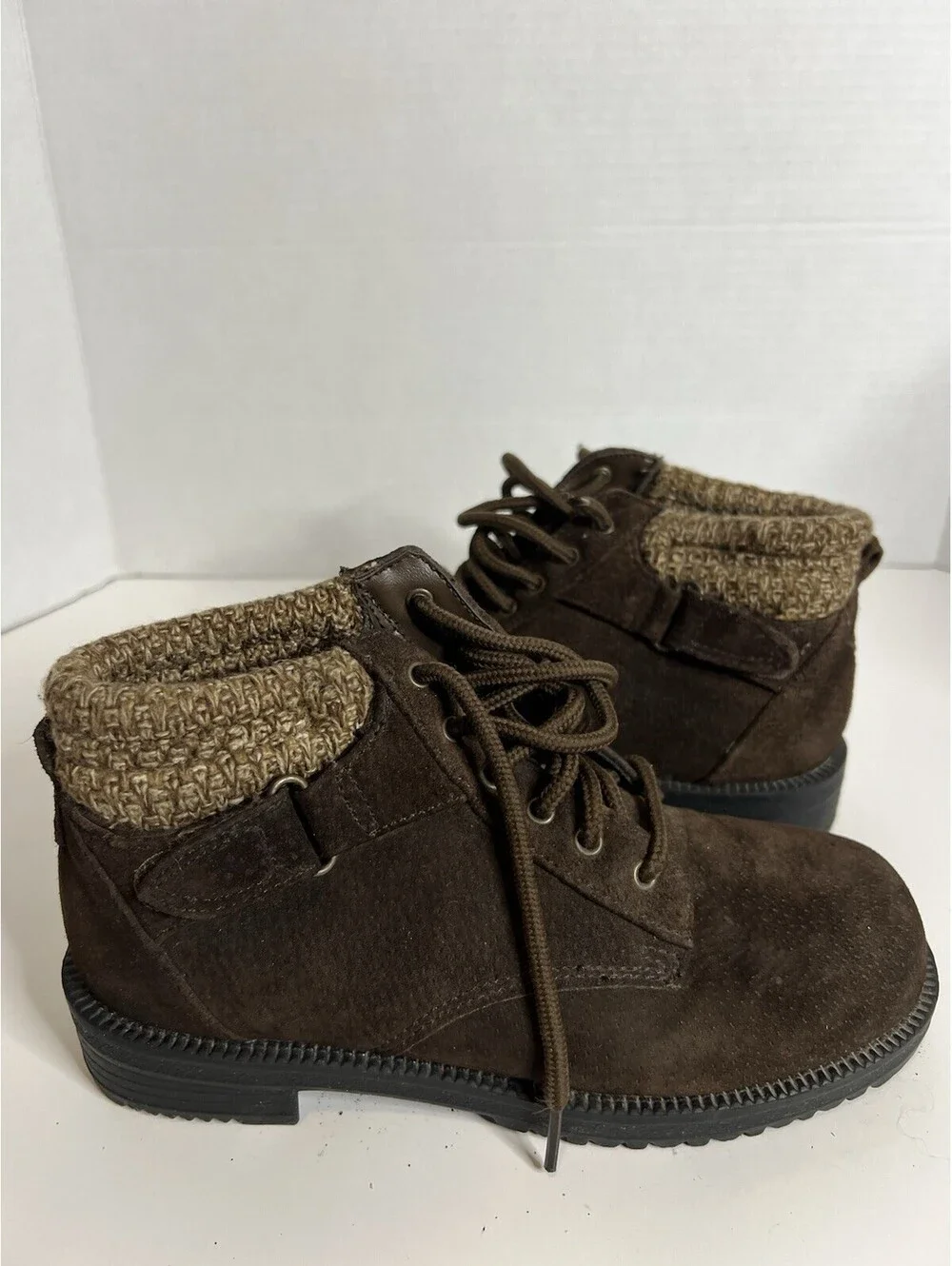 Vintage 1990’s Women’s Suede Buckle Ankle Booties Size 5 1/2